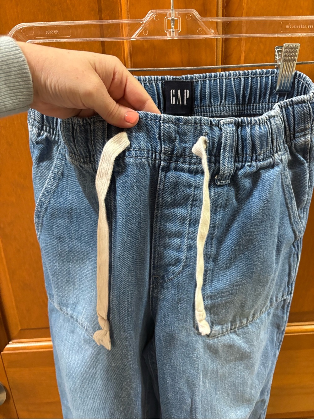 GAP Women’s 100% Cotton Size XS Relaxed Easy Jean Medium Indigo - Picture 6 of 9